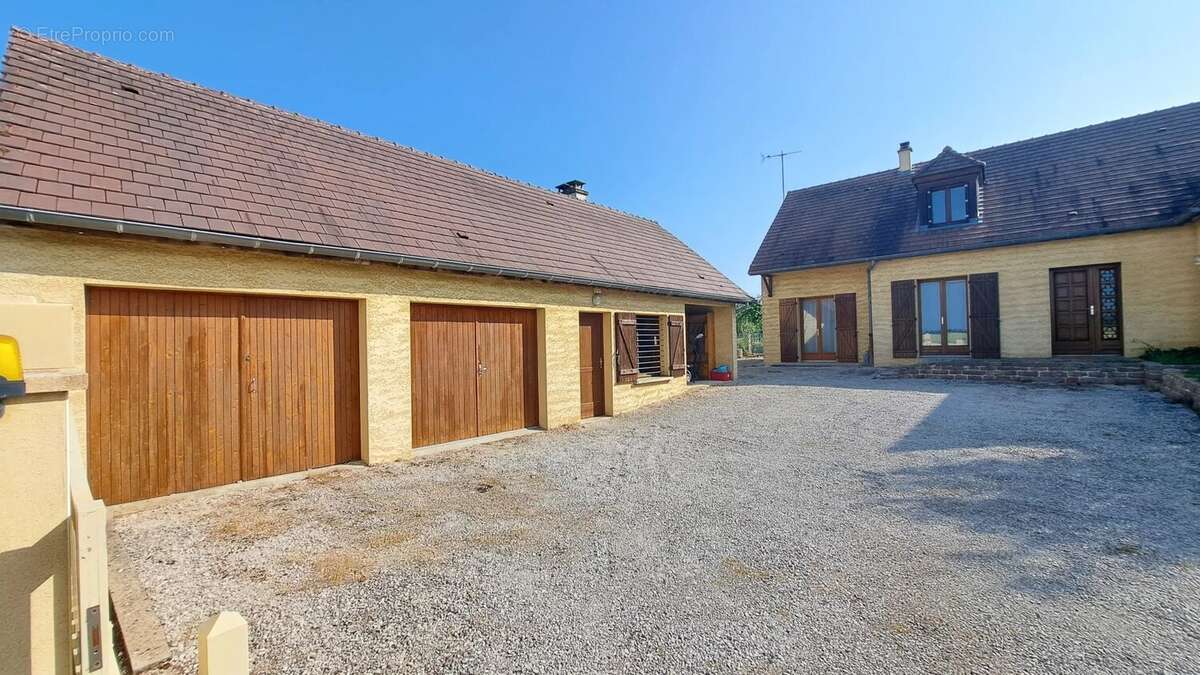 Maison à BONNENCONTRE