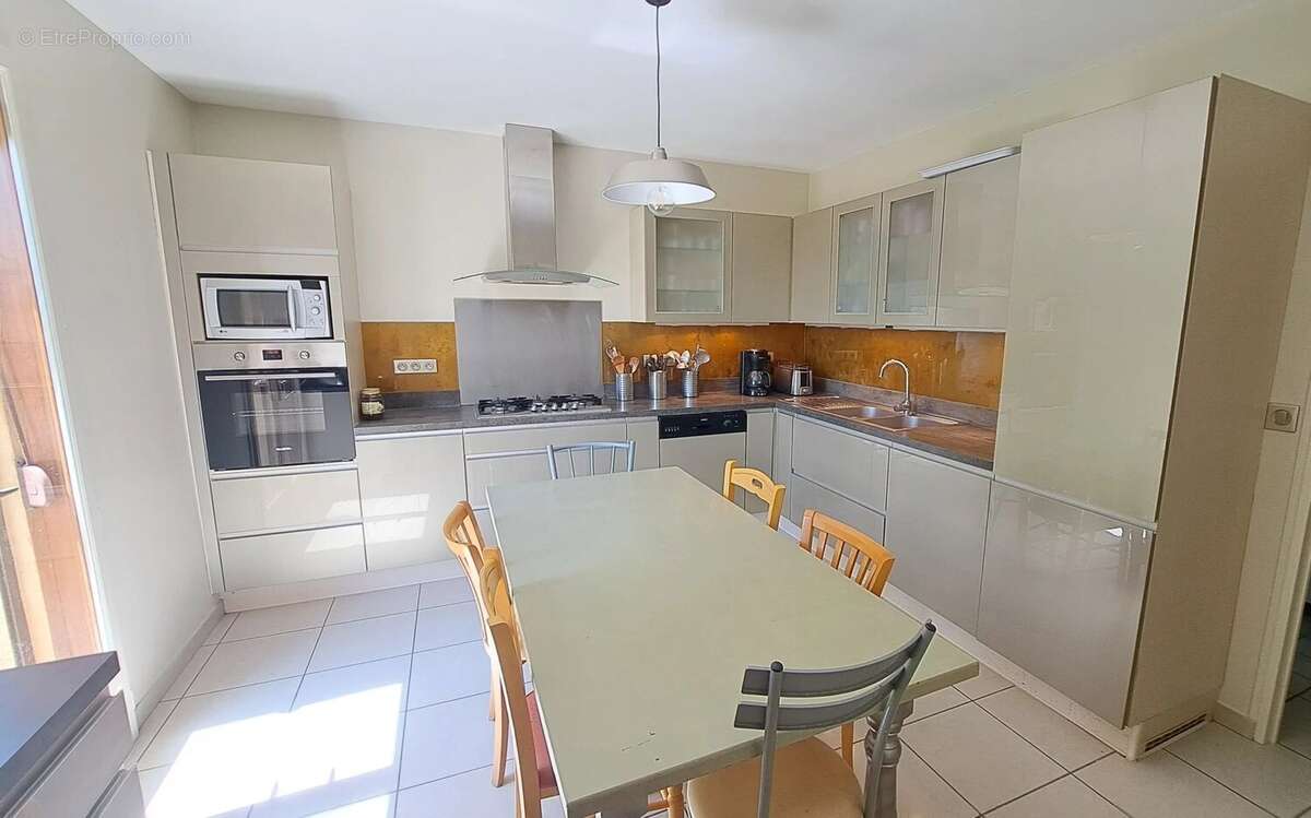 Maison à BONNENCONTRE