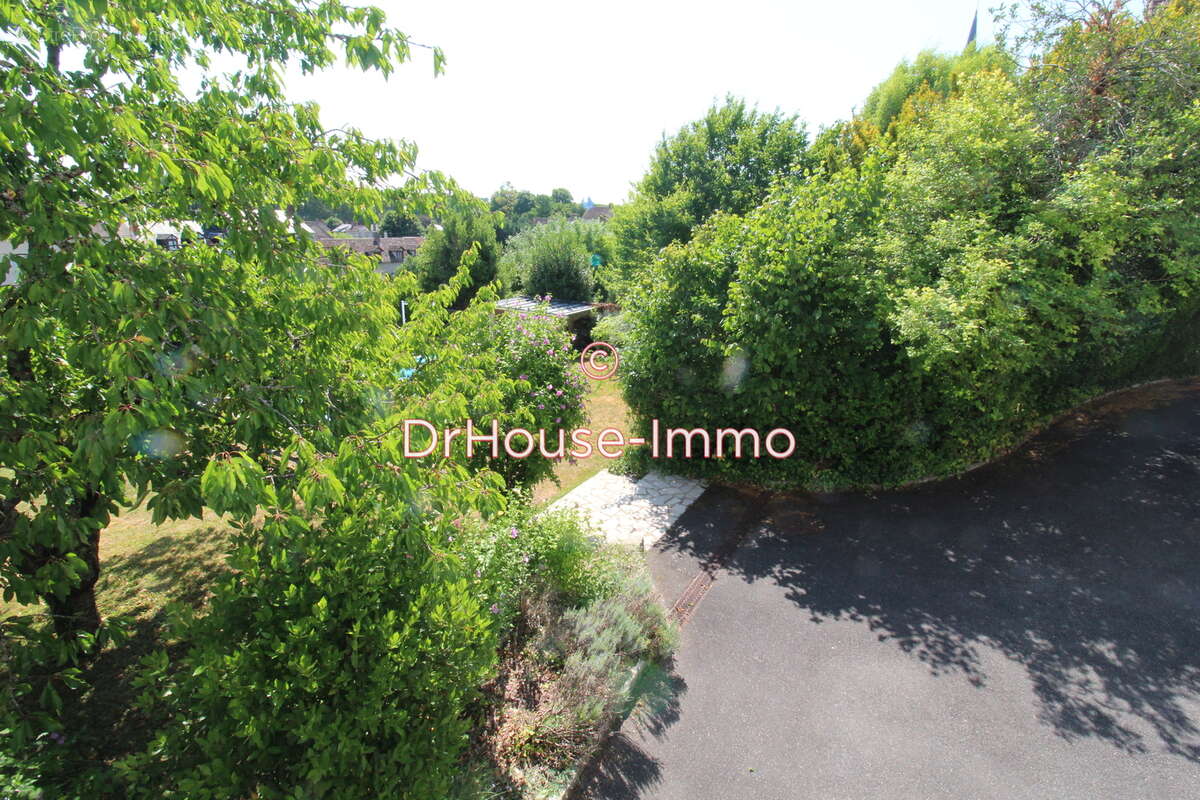 Maison à SAINT-PIERRE-LES-NEMOURS