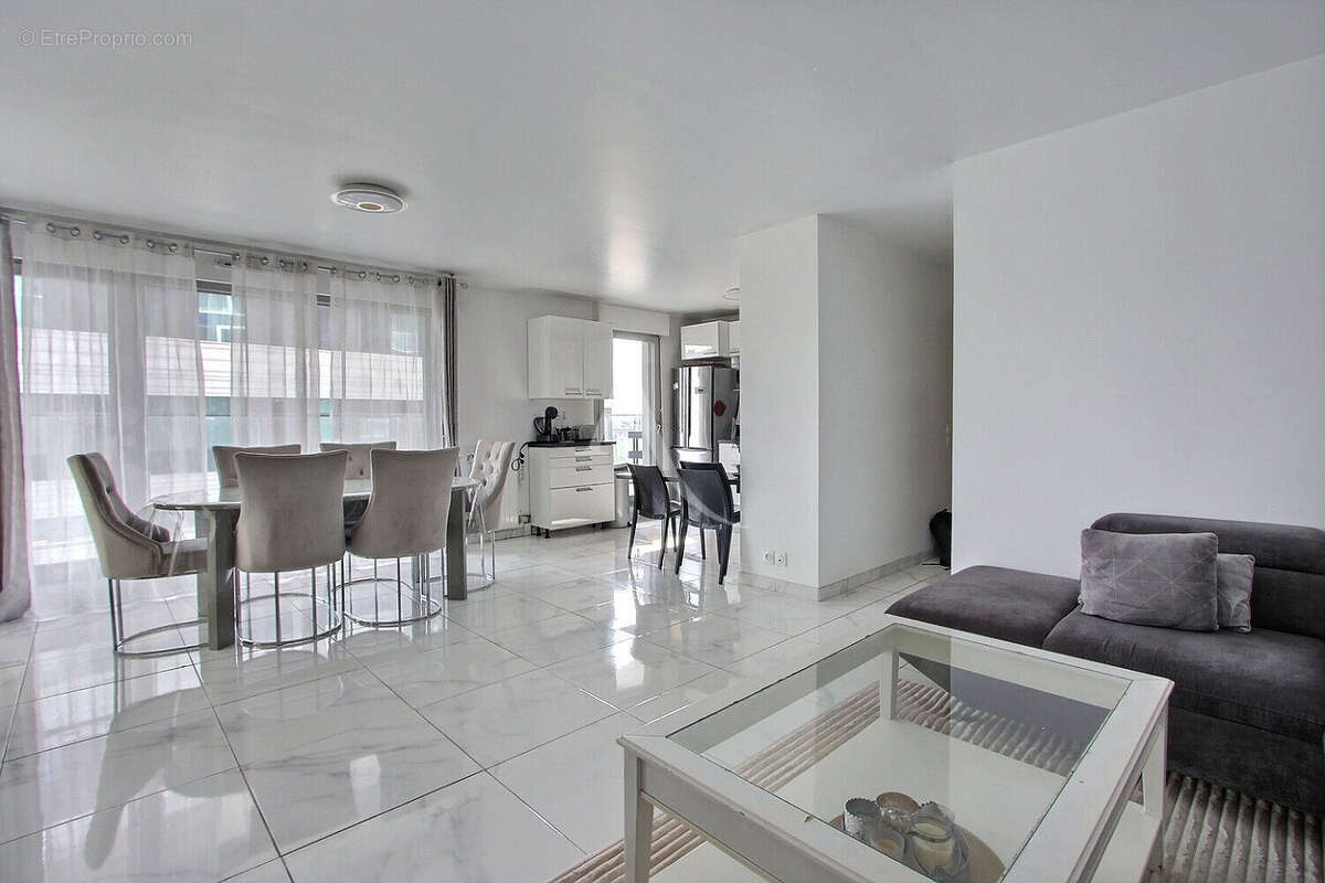 Appartement à ASNIERES-SUR-SEINE