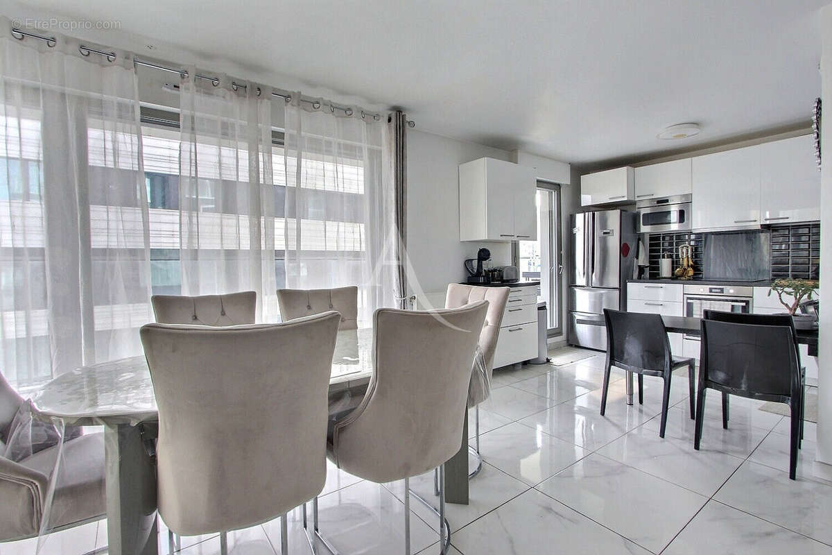 Appartement à ASNIERES-SUR-SEINE