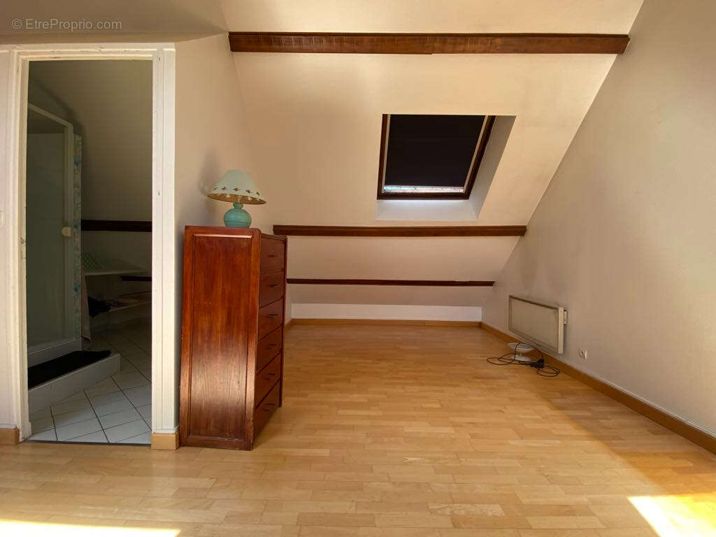 Maison à NEUILLY-SAINT-FRONT