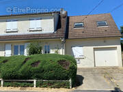 Maison à NEUILLY-SAINT-FRONT