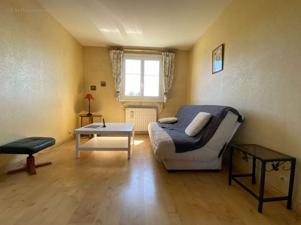 Maison à NEUILLY-SAINT-FRONT