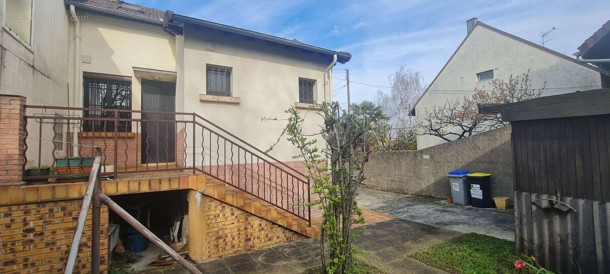 Maison à LIVRY-GARGAN