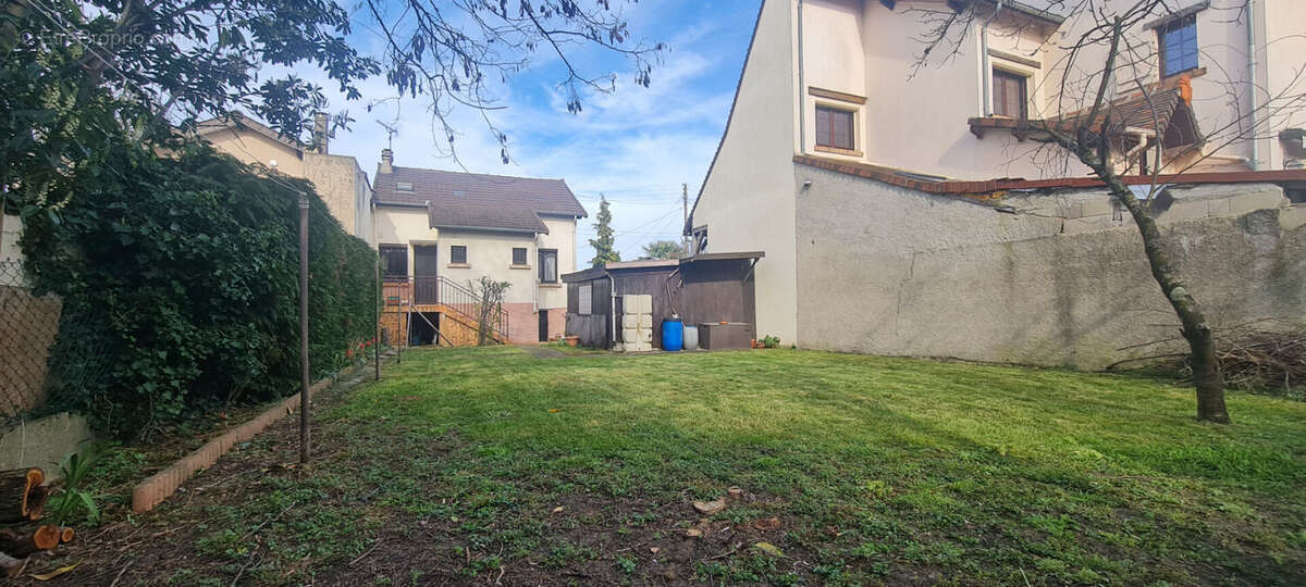 Maison à LIVRY-GARGAN