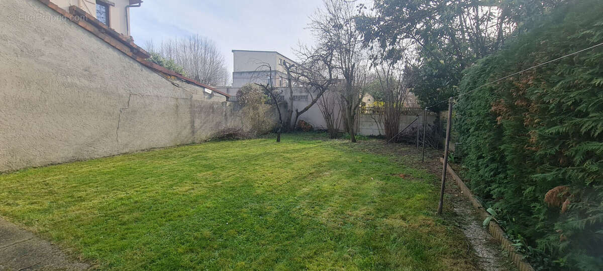 Maison à LIVRY-GARGAN