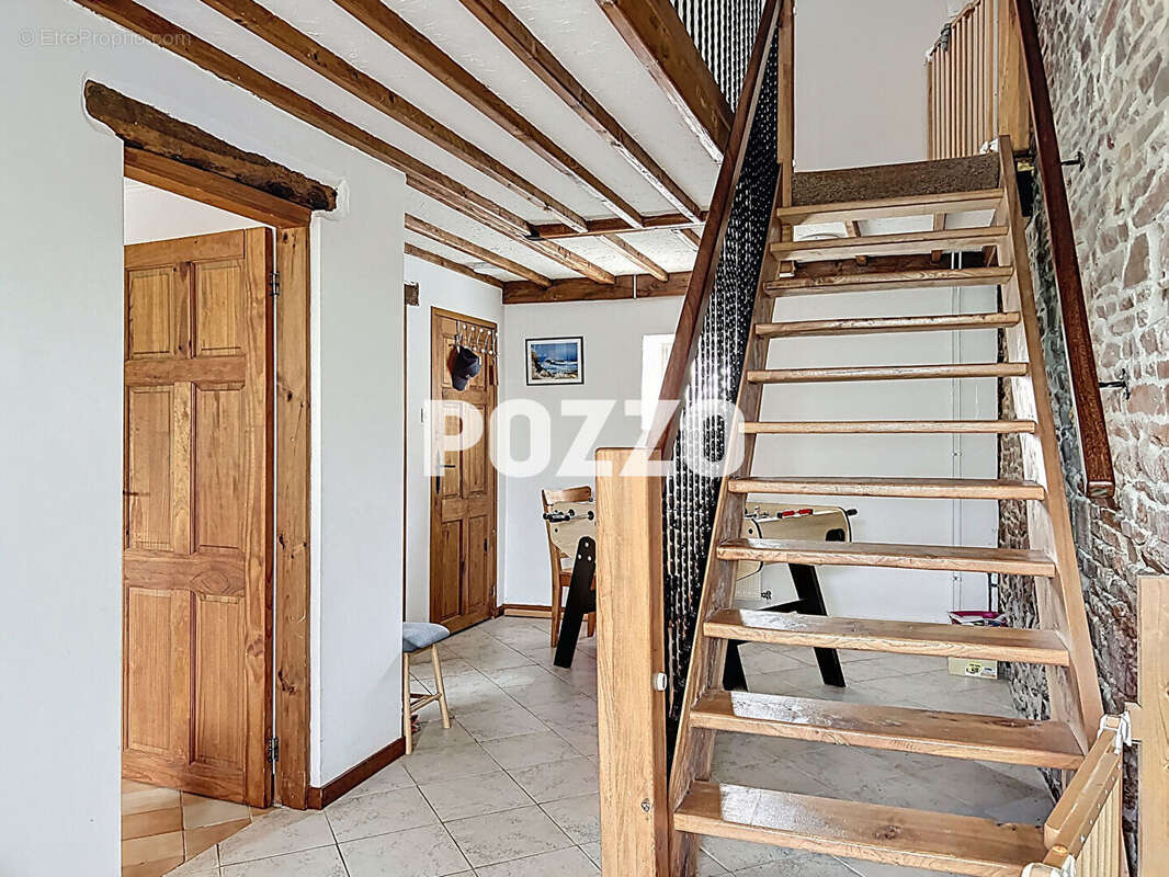 Maison à LE BENY-BOCAGE