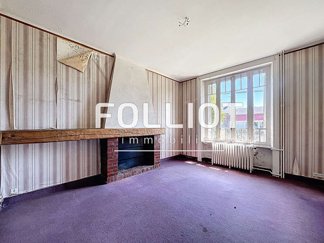 Maison à SAINT-PLANCHERS