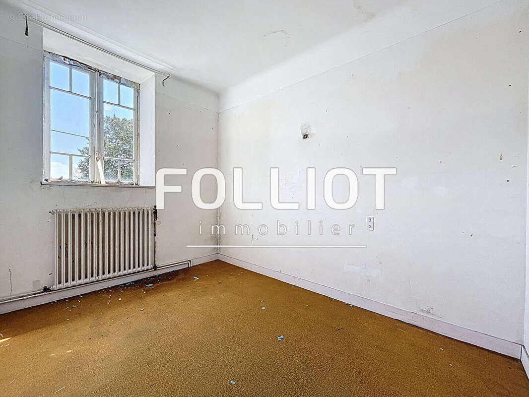 Maison à SAINT-PLANCHERS