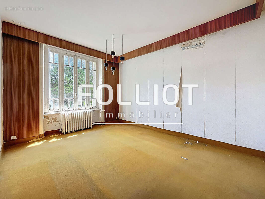 Maison à SAINT-PLANCHERS