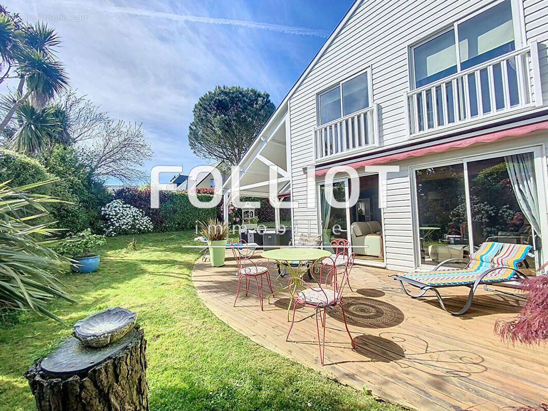 Maison à COUDEVILLE-SUR-MER