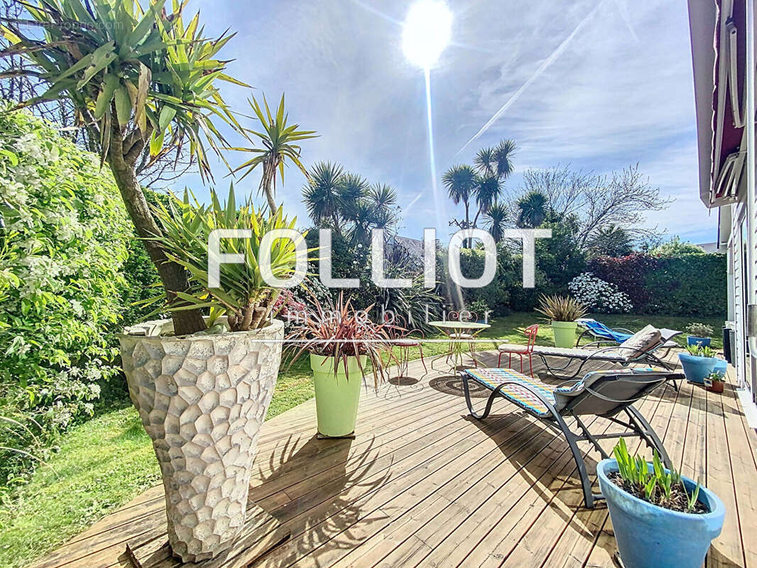 Maison à COUDEVILLE-SUR-MER