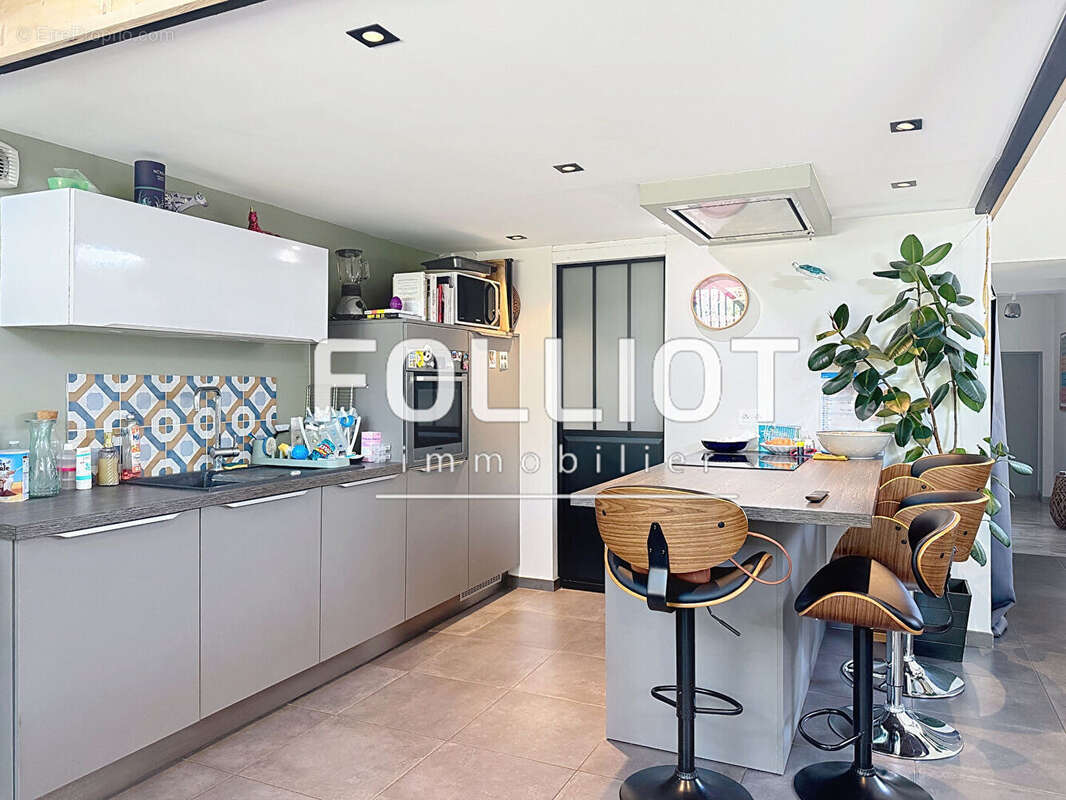 Maison à GOUVILLE-SUR-MER