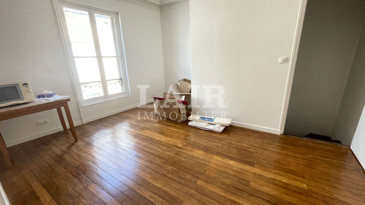 Appartement à FRESNAY-SUR-SARTHE