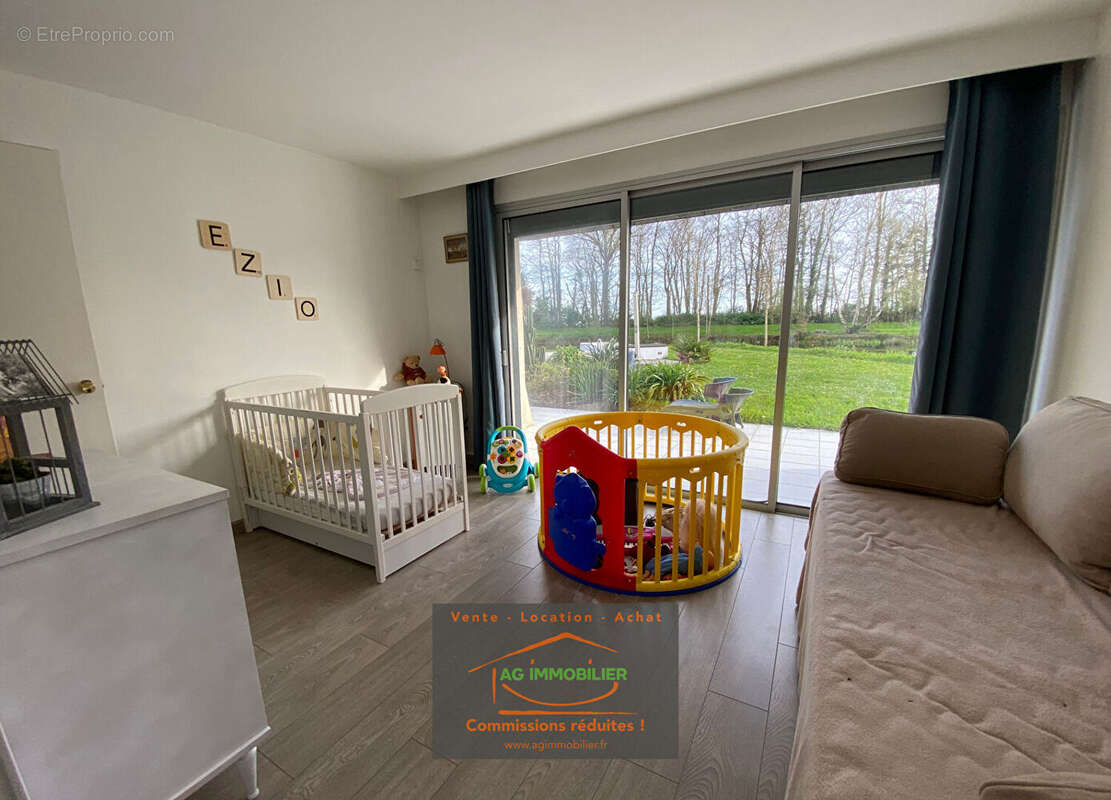 Maison à SAINT-MEEN-LE-GRAND