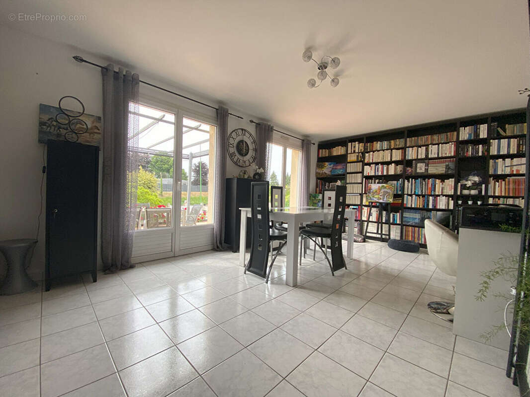 Maison à LE NEUBOURG