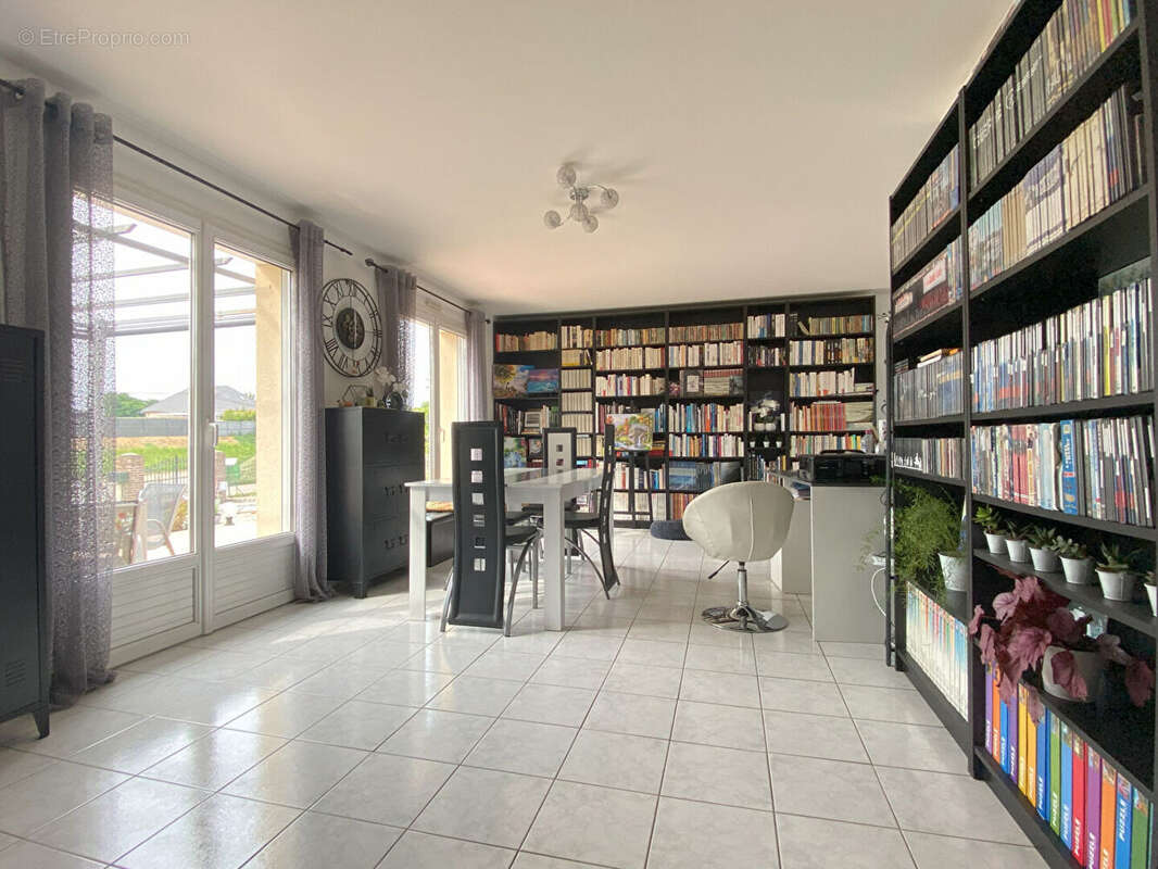 Maison à LE NEUBOURG