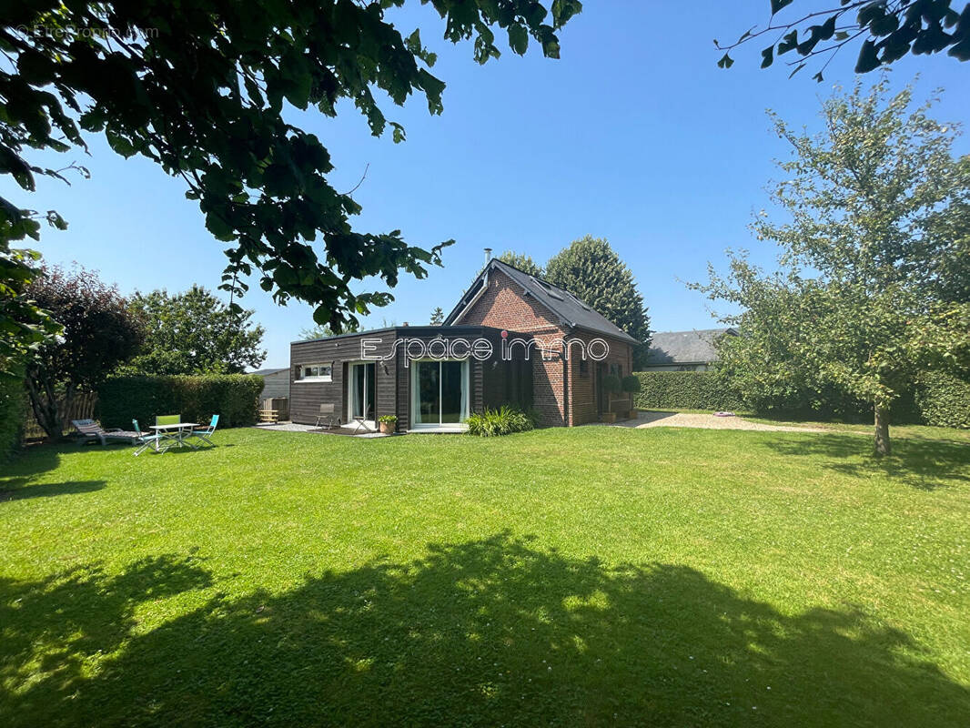 Maison à MORGNY-LA-POMMERAYE