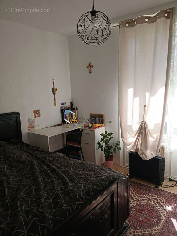 Maison à COULOMMIERS