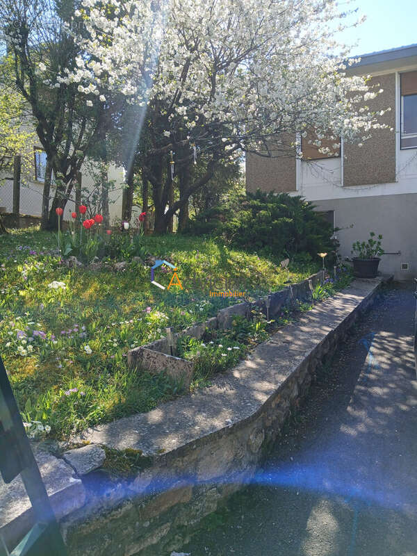 Maison à COULOMMIERS