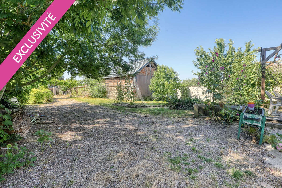 Maison à LES THILLIERS-EN-VEXIN
