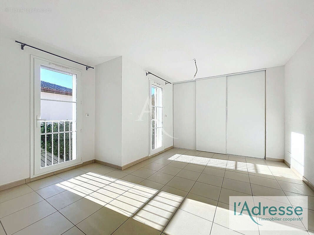 Maison à CASTELGINEST