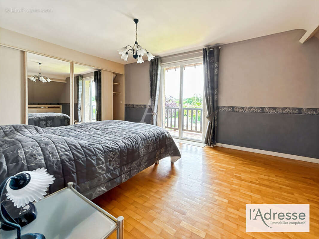 Maison à FLEURY-SUR-ANDELLE