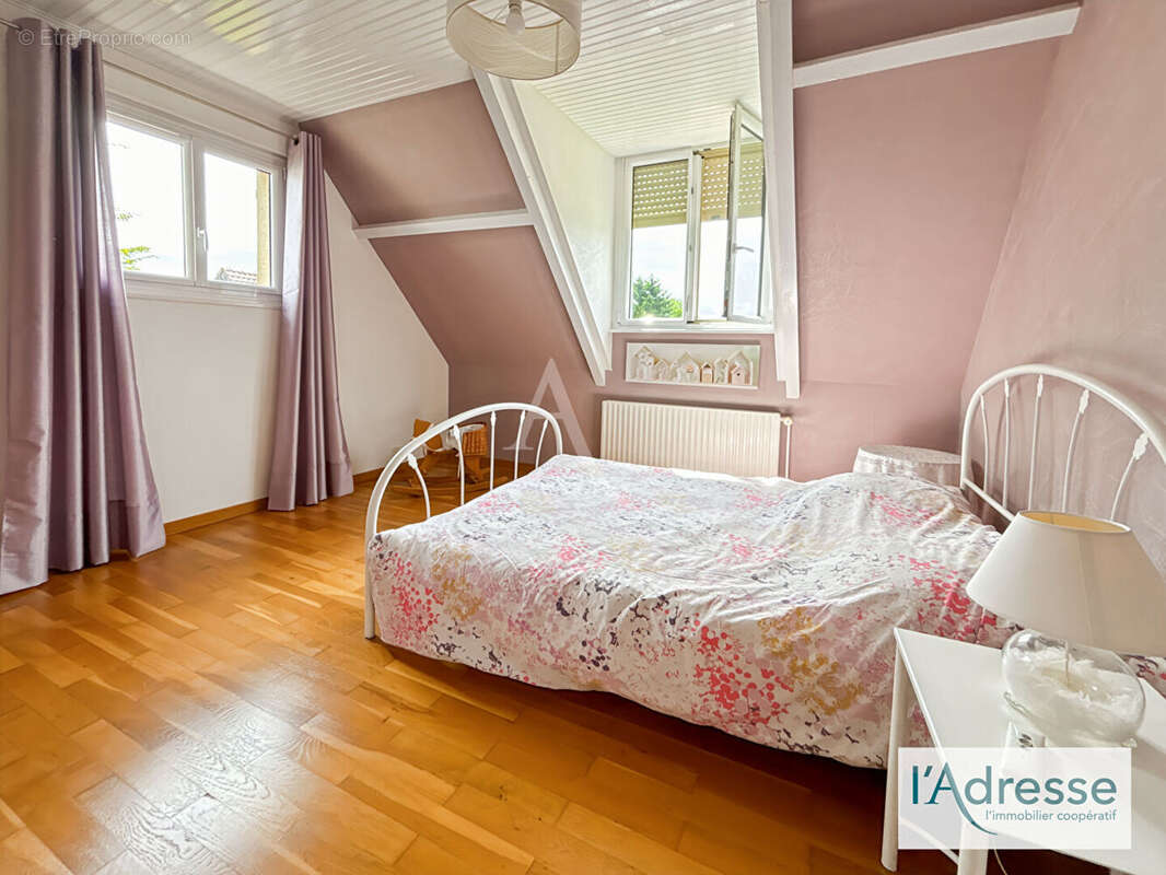 Maison à FLEURY-SUR-ANDELLE