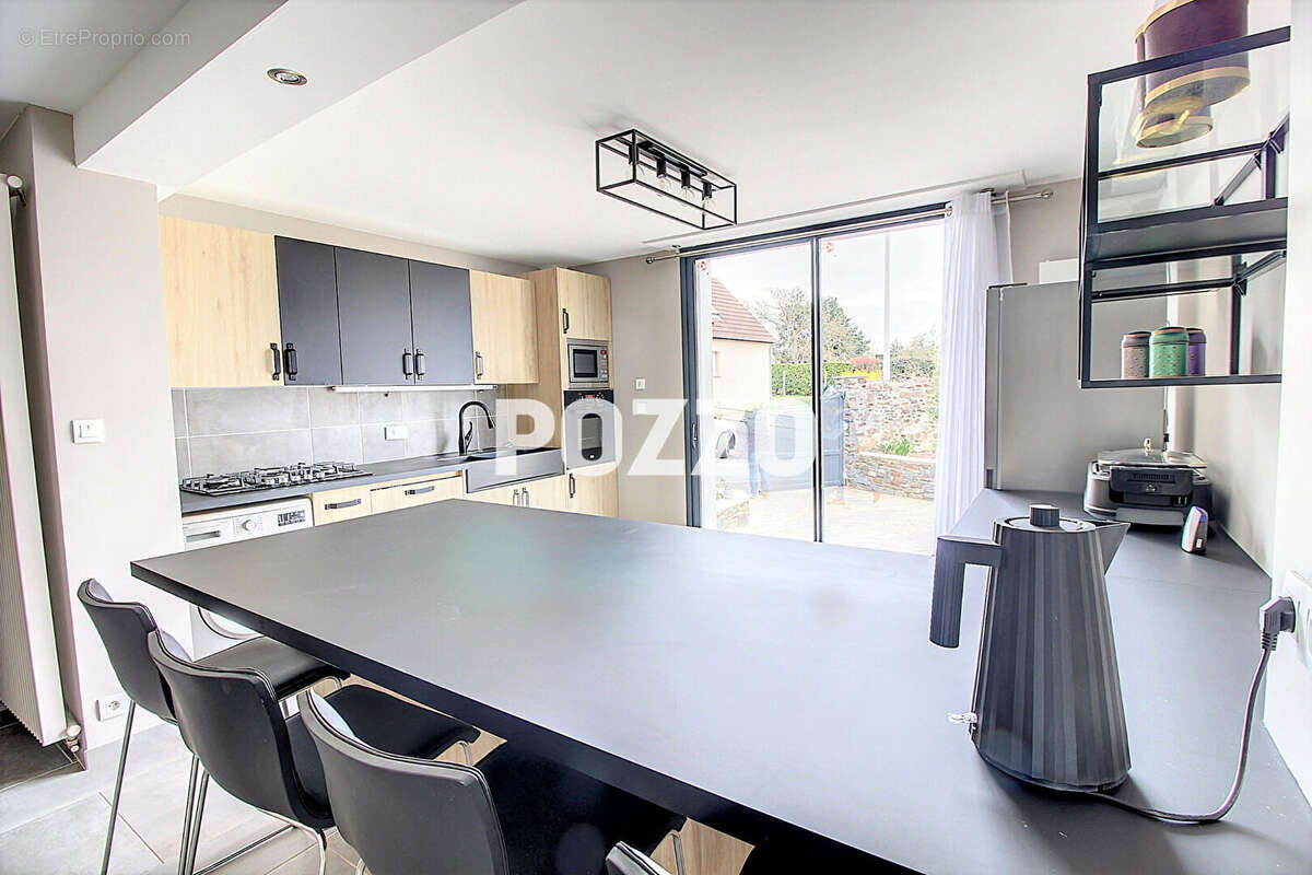 Maison à DONVILLE-LES-BAINS