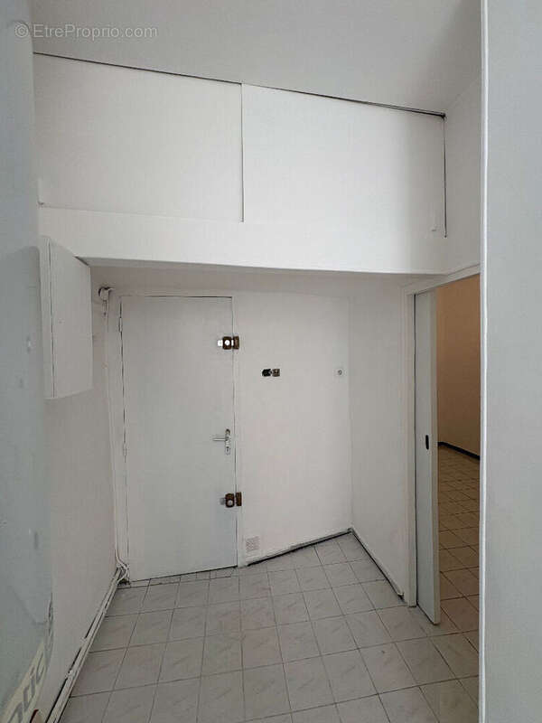 Appartement à MARSEILLE-2E