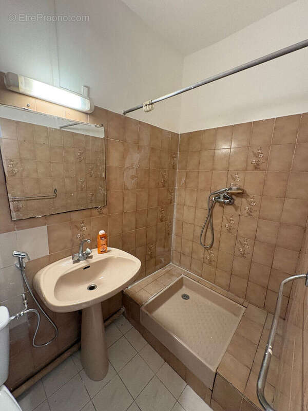 Appartement à MARSEILLE-2E