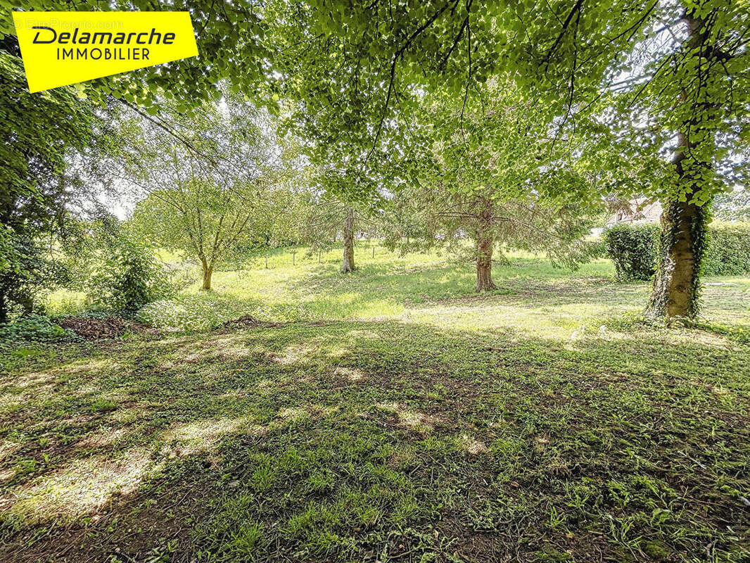 Maison à SAINT-NICOLAS-DES-BOIS