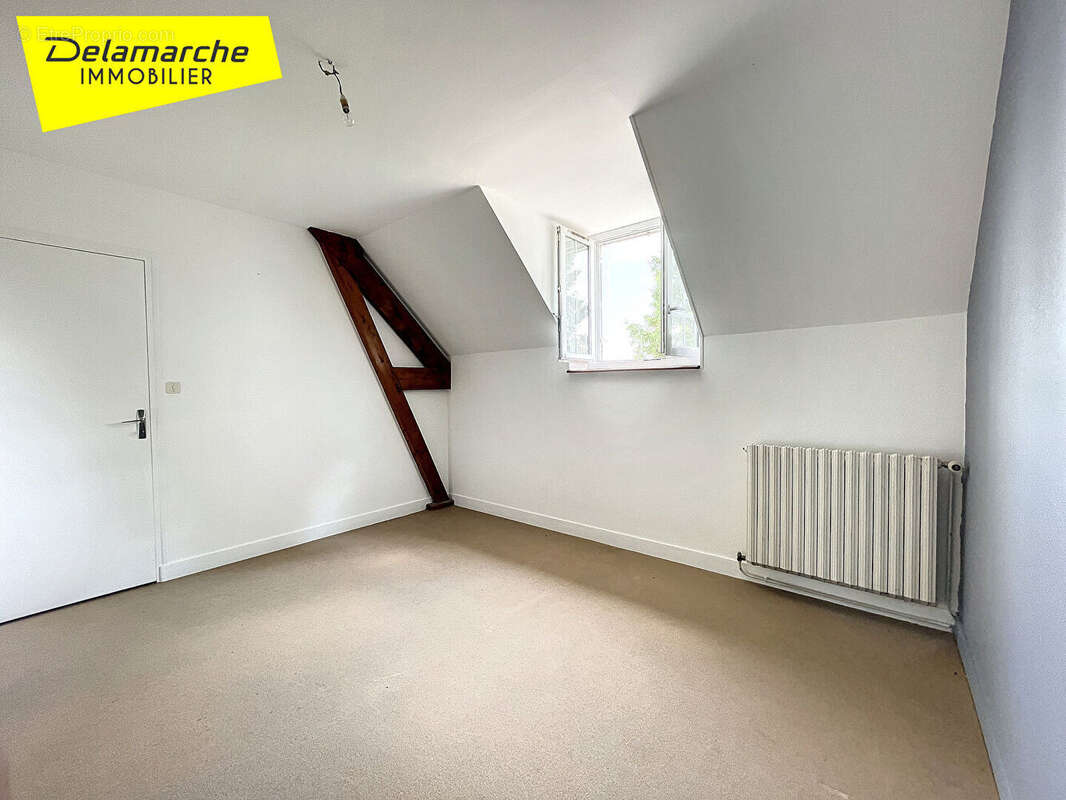 Maison à SAINT-NICOLAS-DES-BOIS