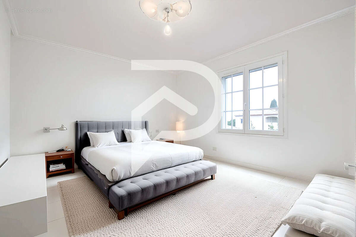 Maison à SAINT-LAURENT-D&#039;AIGOUZE