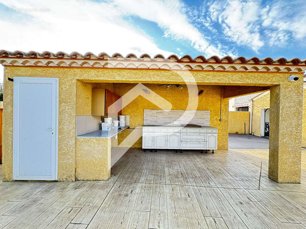 Maison à SAINT-LAURENT-D&#039;AIGOUZE