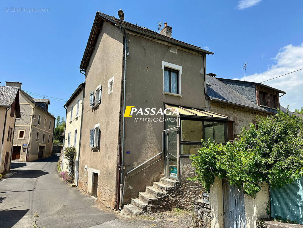 Maison à BANASSAC