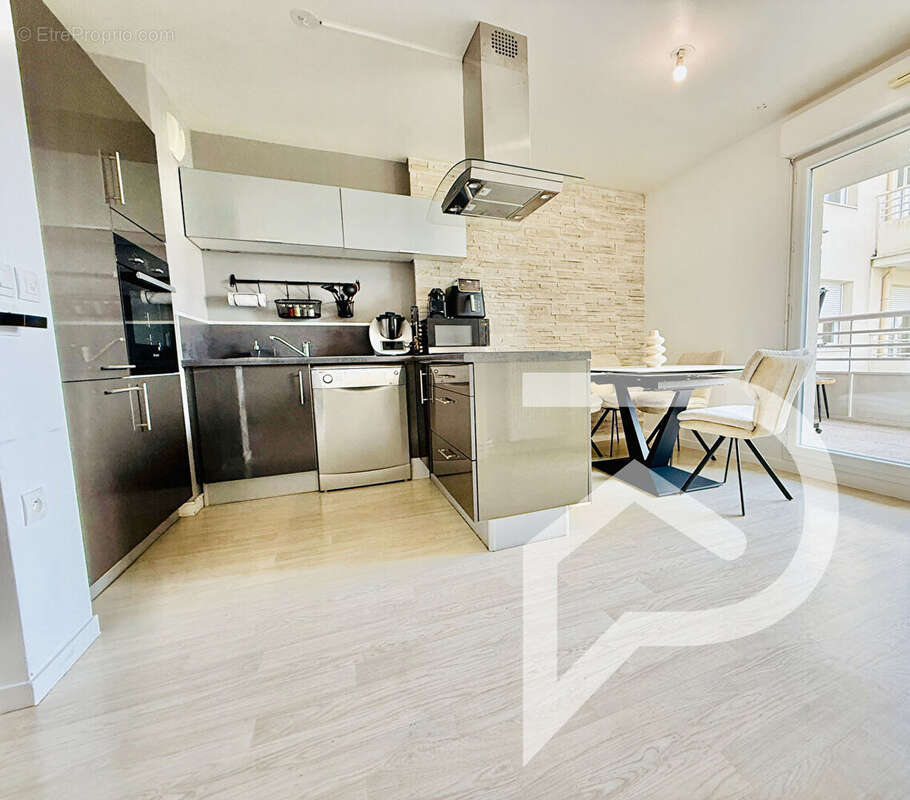 Appartement à PERSAN