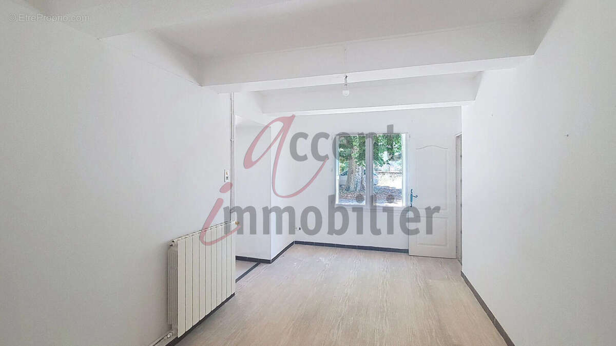 Maison à PLAN-D&#039;ORGON