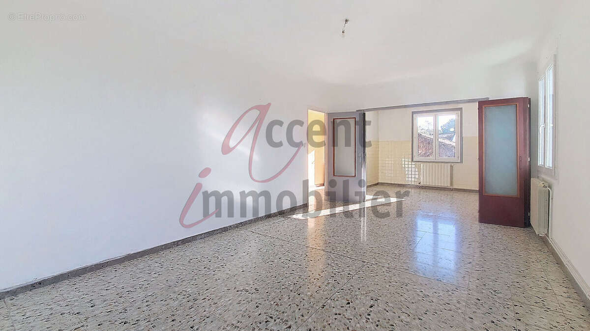 Maison à PLAN-D&#039;ORGON