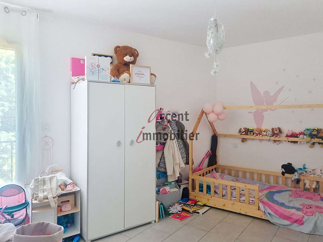 Maison à L&#039;ISLE-SUR-LA-SORGUE