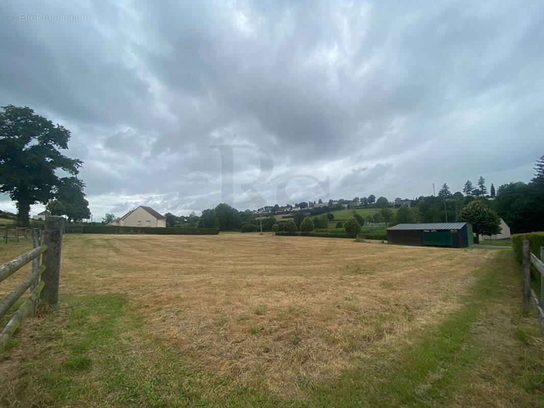 Terrain à VASSY