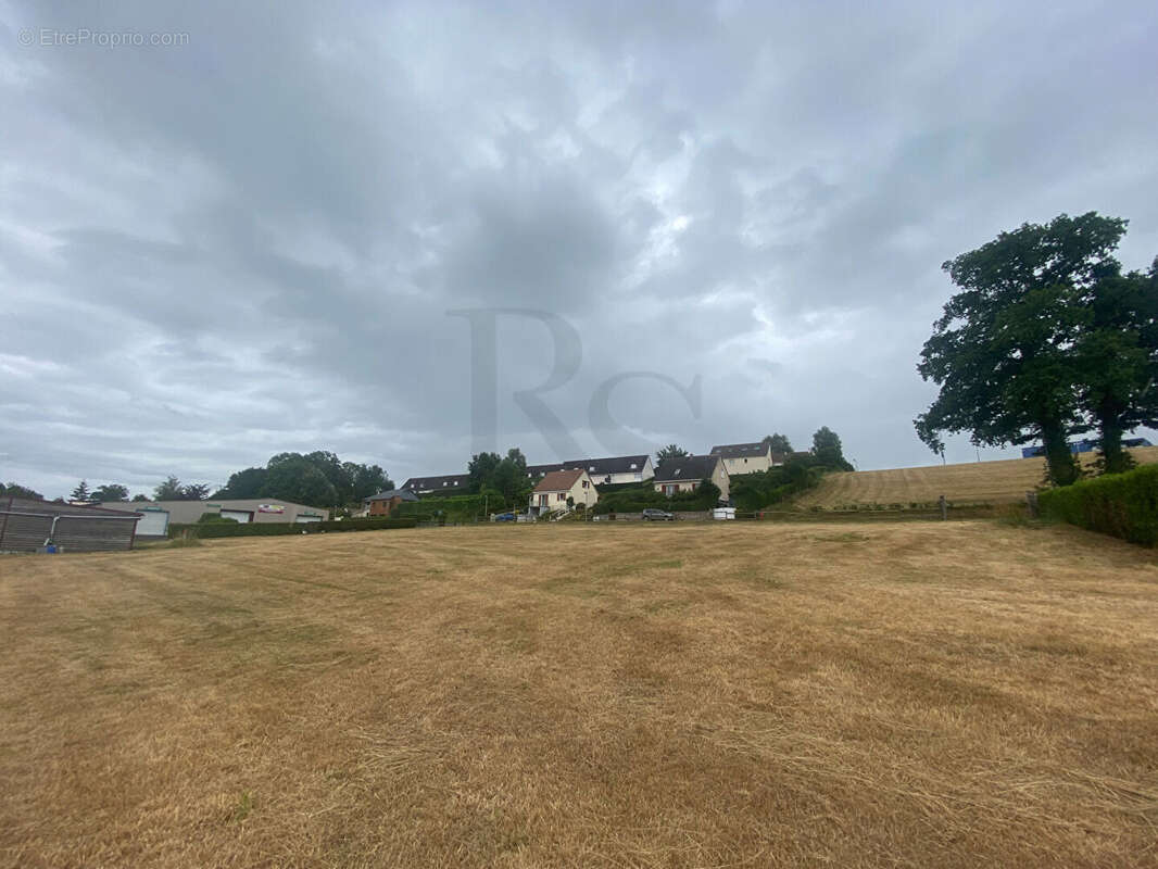 Terrain à VASSY