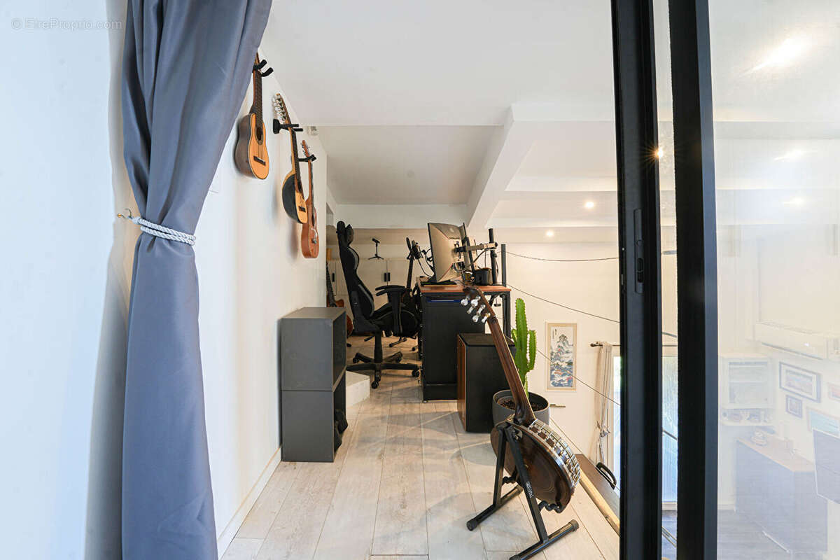 Appartement à SAUSSET-LES-PINS