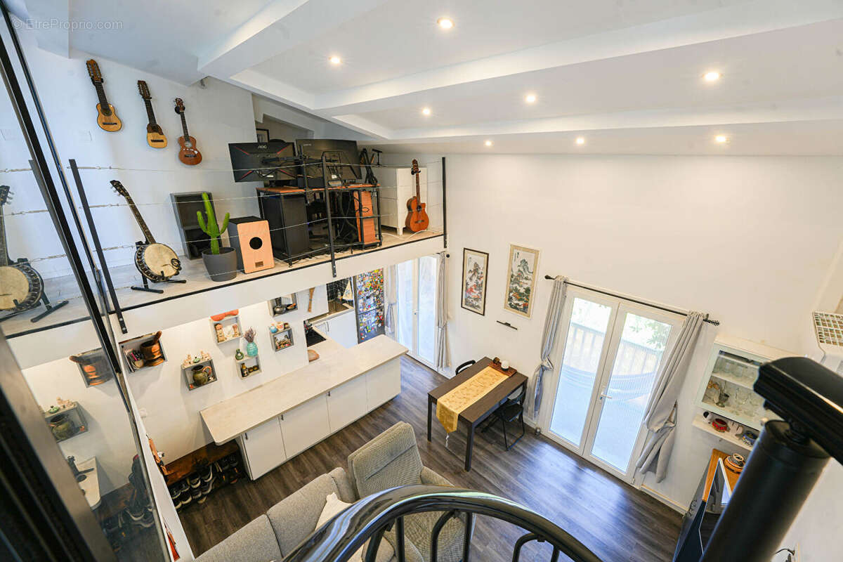 Appartement à SAUSSET-LES-PINS