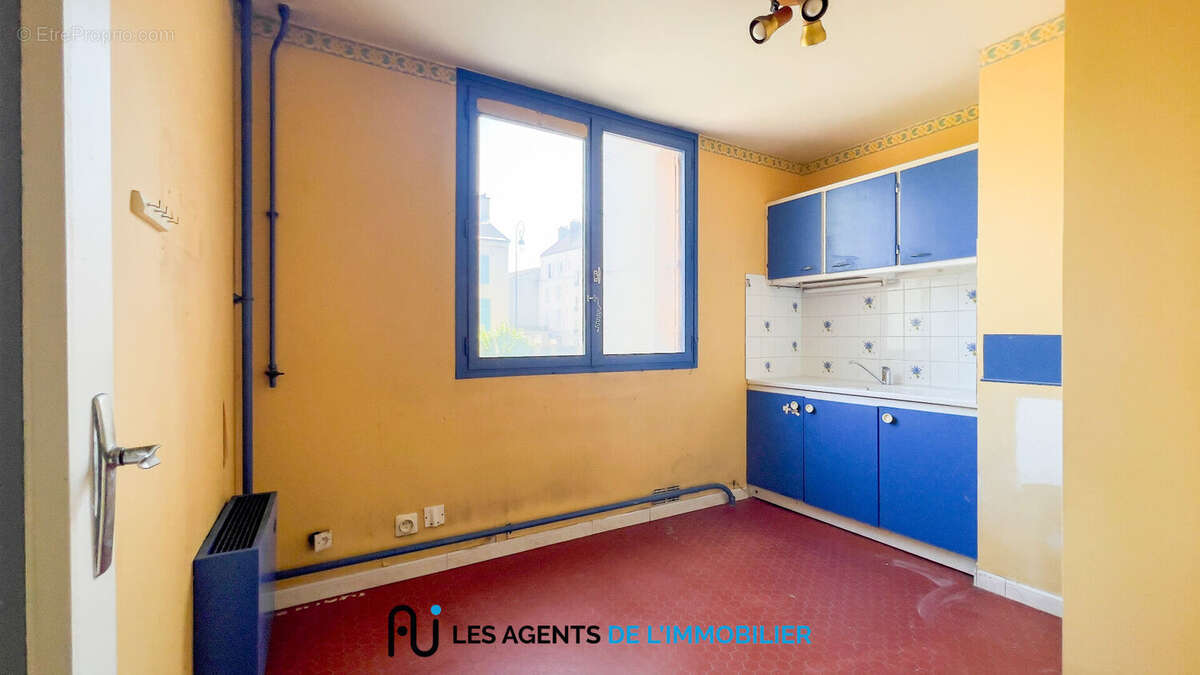 Appartement à NANTERRE