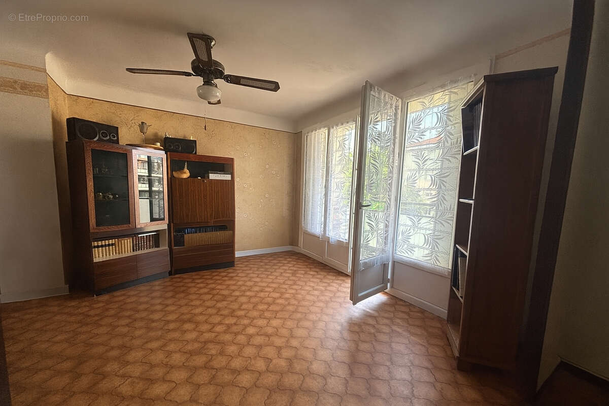 Appartement à TASSIN-LA-DEMI-LUNE