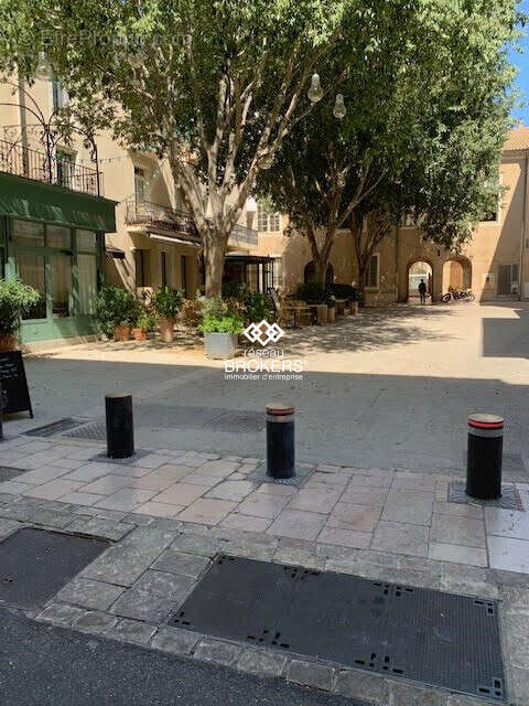 face au local place des langres hôtel 4* - Autre à ORANGE