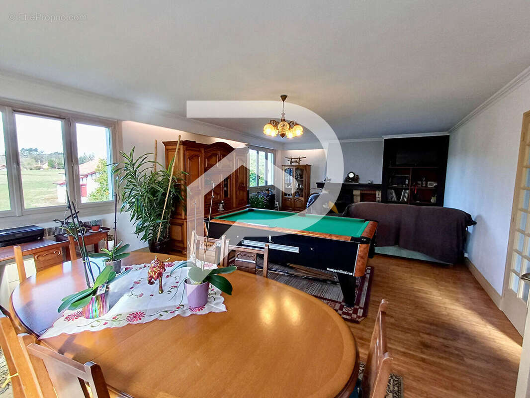 Maison à PEYREHORADE