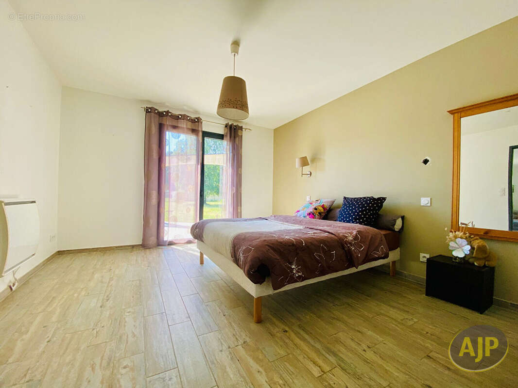 Maison à LESPARRE-MEDOC